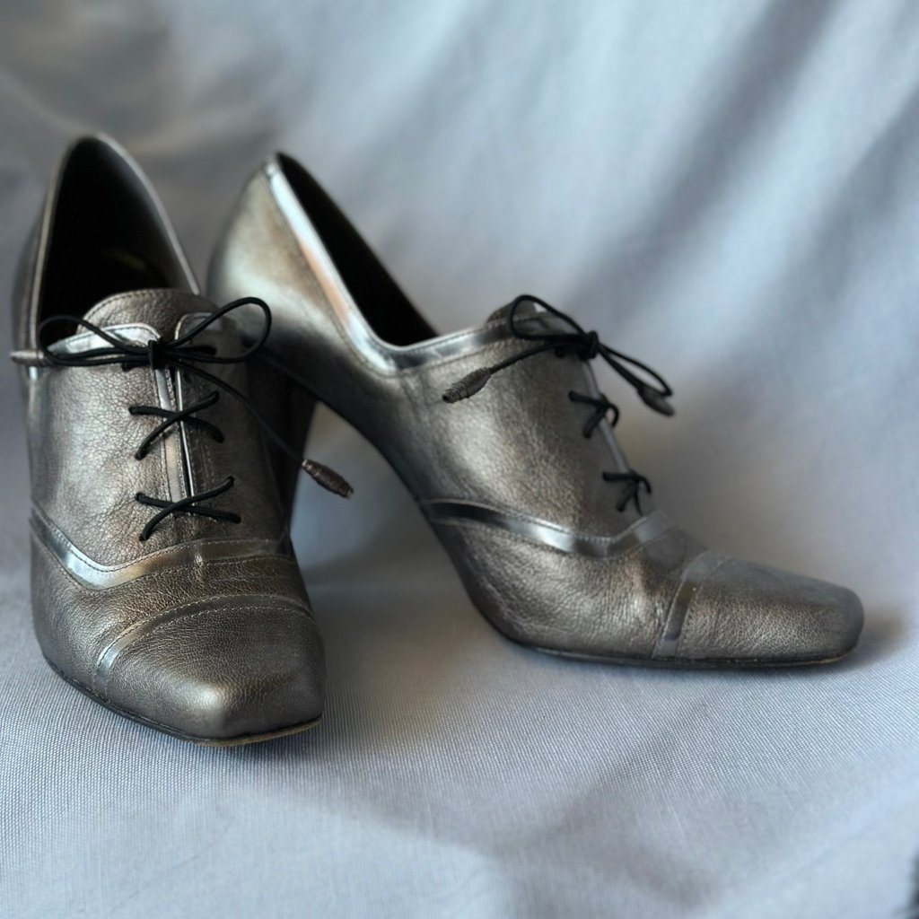 Stewart Weitzman Bootie In Gunmetal Leather, Size 8½ Narrow(Aa)